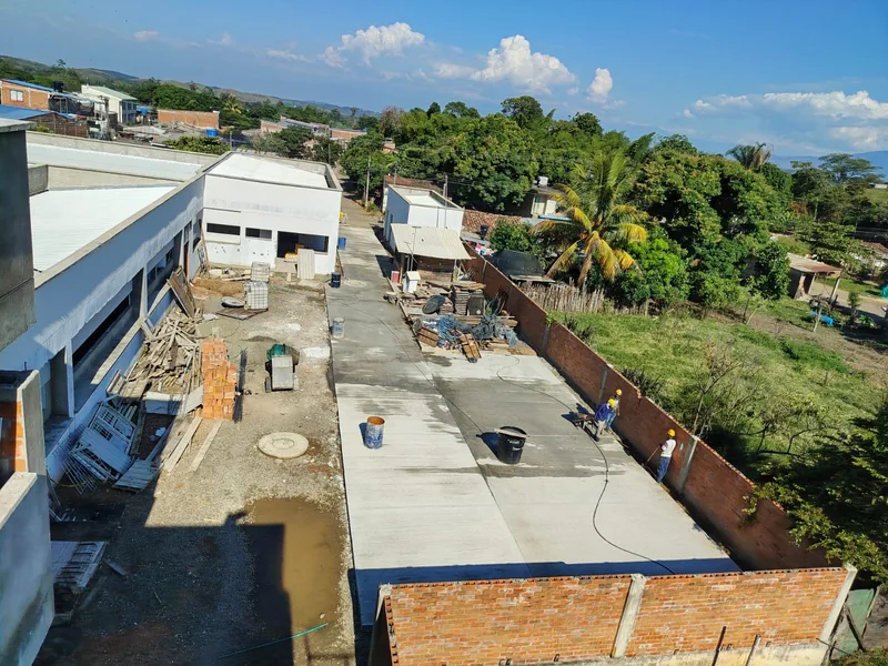 Obra institucional — Edificación en ejecución