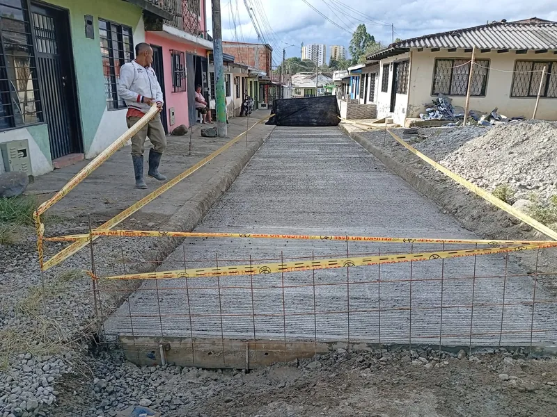 Vial y pavimento — Losa en concreto